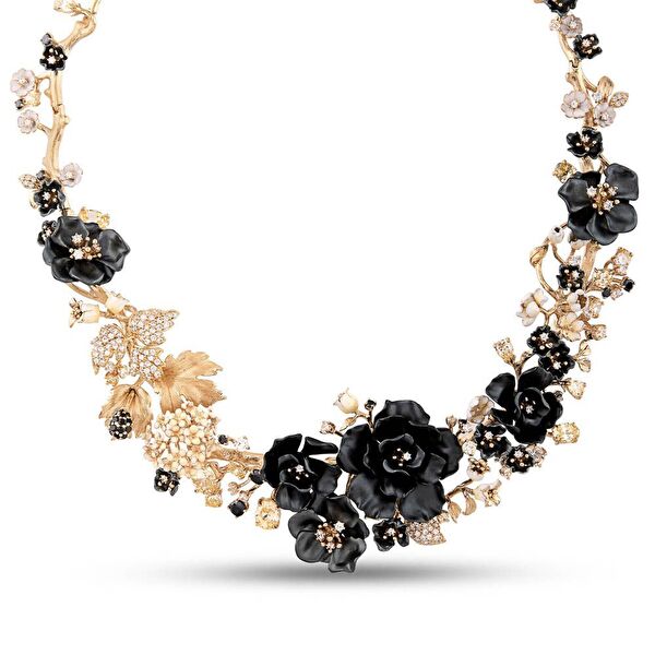 Primrose Siyah Çiçek Tasarımlı Model-2 Mineli Gümüş Kolye