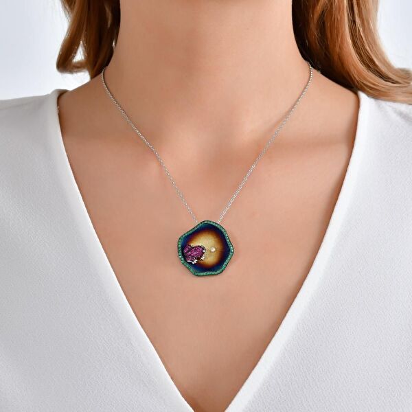 Global Warming Şeritli Yaprak ve Pembe Kertenkele Tasarımlı Gümüş Kolye