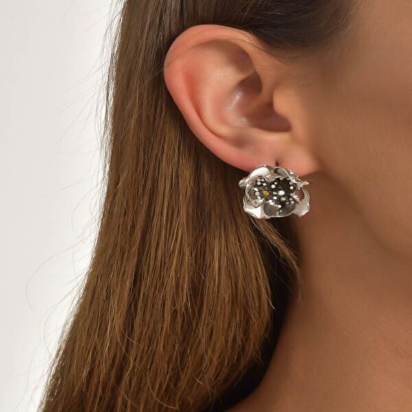 White Dreams Model-16 Çiçek Tasarımlı Büyük Gümüş Küpe