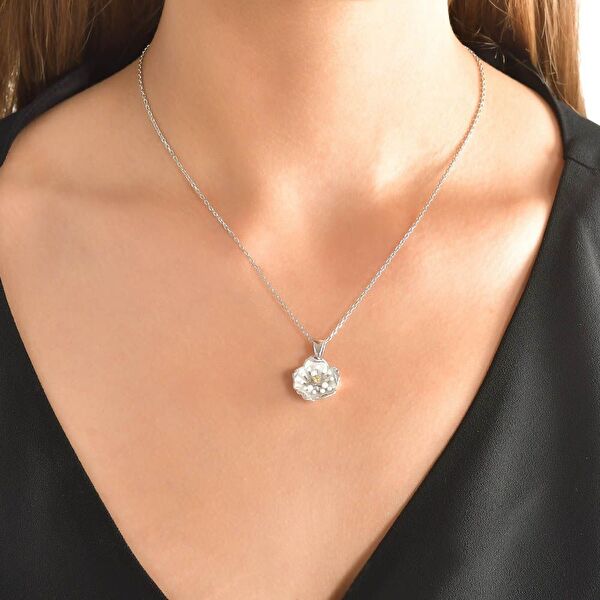 White Dreams Model-3 Tomurcuklu Çiçek Tasarımlı Gümüş Kolye