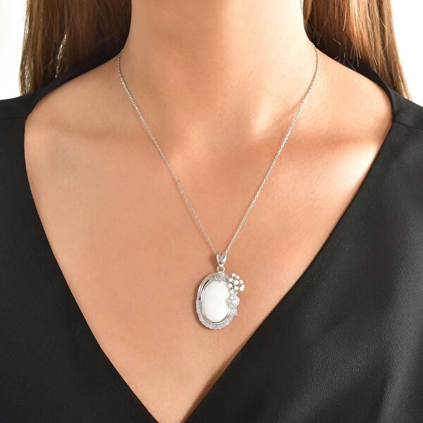 White Dreams Model-6 Beyaz Agat Taşlı Gümüş Kolye